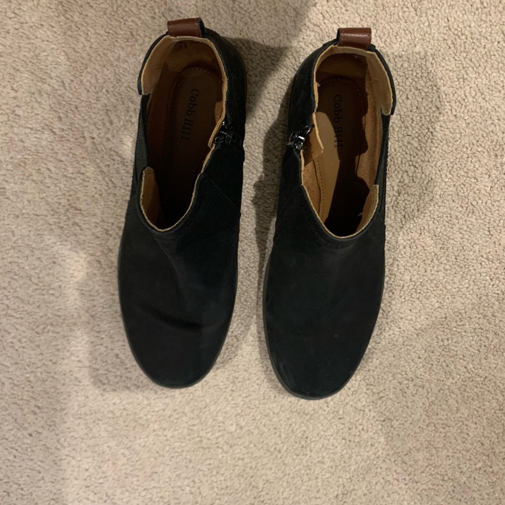 Cobb Hill by New Balance Women's Black Ankle Booties